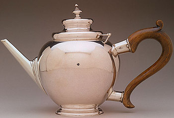 Tea Pot Bayou Bend Collection 1728 - 1748 New York
